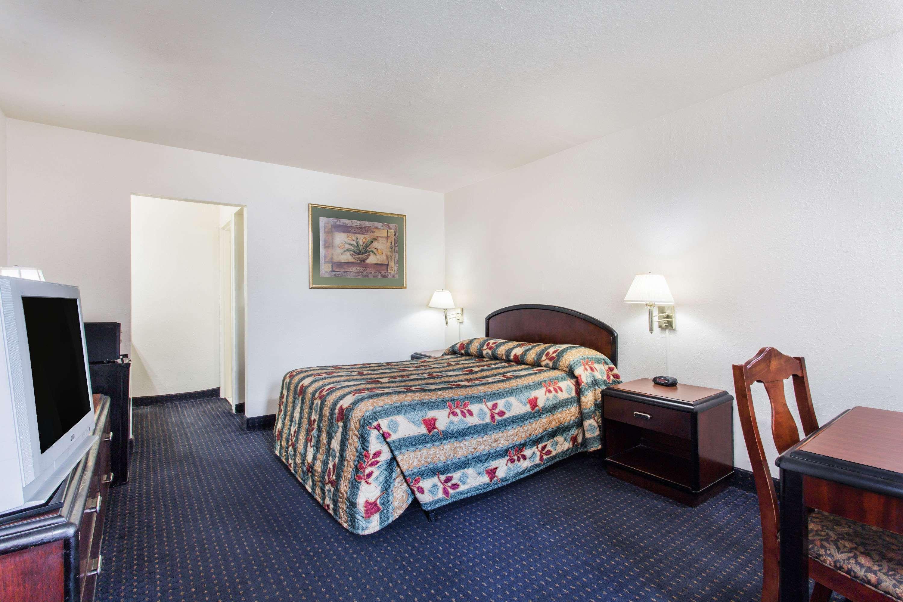 Knights Inn Virginia Beach Lynnhaven Екстер'єр фото