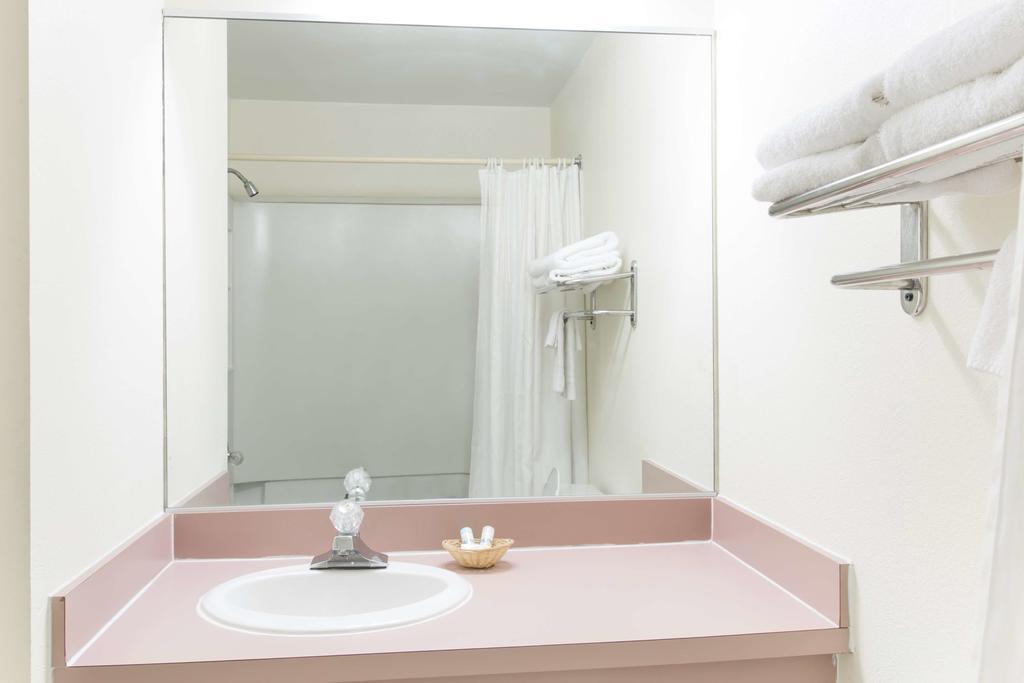 Knights Inn Virginia Beach Lynnhaven Екстер'єр фото